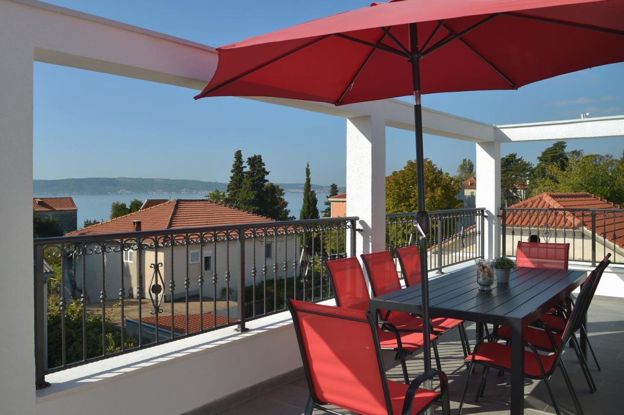 New Apartments 9 Minutes From Split Airport Каштела Экстерьер фото