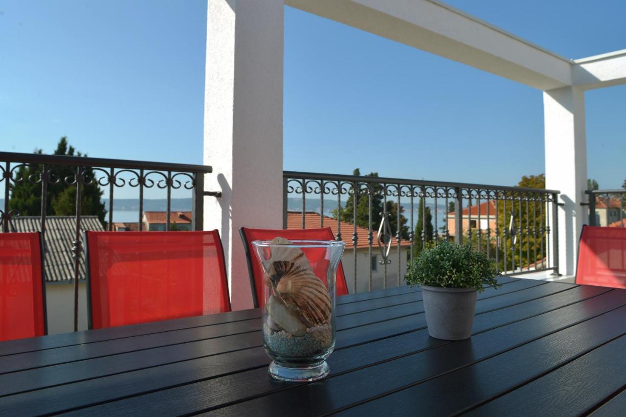 New Apartments 9 Minutes From Split Airport Каштела Экстерьер фото